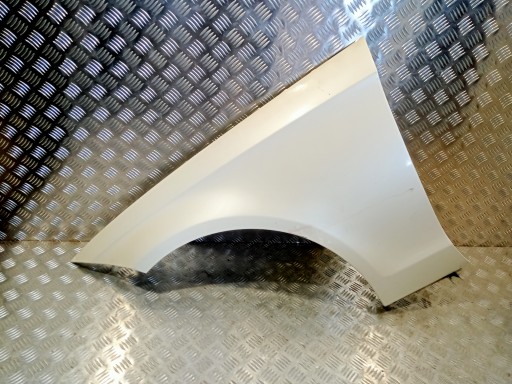 Mercedes cls w218 крило передне ліве