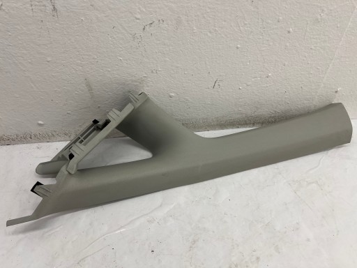 VW CADDY III LIFT 15-20R zaštita stupa lijevi prednji dio 2K0867233B