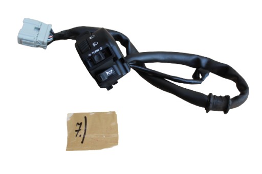 PC400.PRZELACZNIKILEWE - CBR 600RR PC40 07-12 ПЕРЕКЛЮЧАТЕЛИ ЛЕВОЙ ФАРЫ