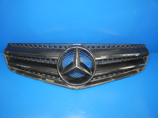 MERCEDES E W207 grill grille of a bumper