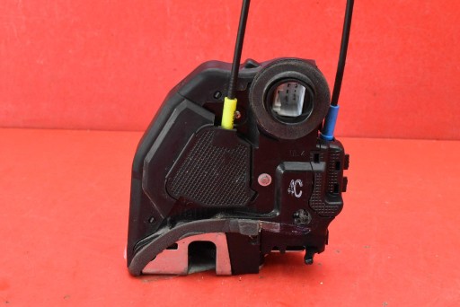 lock door left rear part rear EU TOYOTA AURIS 2 II KOMBI 12-15