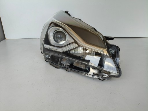 light right REFLEKTOR TOYOTA YARIS III 17- LIFT LED