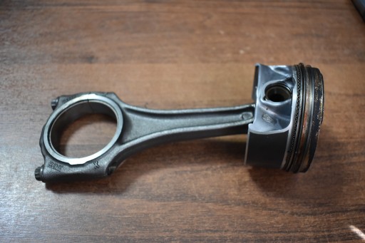 piston connecting rod of the engine cylinder 1 - 3 PORSCHE AUDI 1