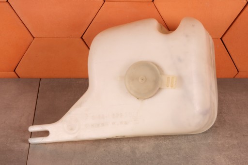 BMW 3' E30 316i 318i 318is 320i 323i serbatoio LIQUIDO LAVAFARI 1370789