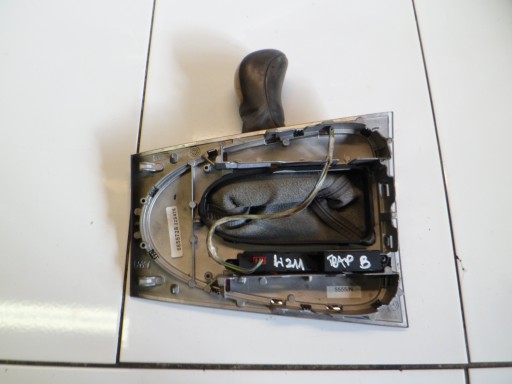 MERCEDES W211 Châssis DEKOR Levier Mécanisme levier vitesse Engrenage A2115420426