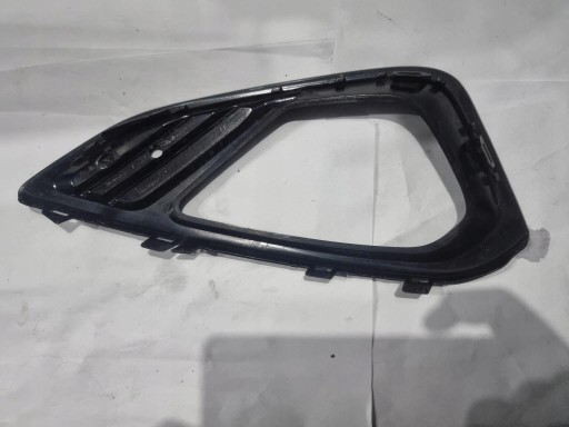 FORD FIESTA MK8 -> grid of a bumper left C8L6G
