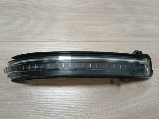 NISSAN QASHQAI II J11 LIFT X-TRAIL T32 indicator LED of the right mirrors