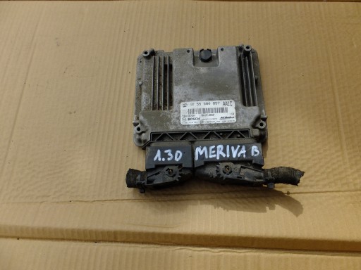Bedienteil DES MOTORS opel meriva B 1,3 cdti 55580857 0281018081