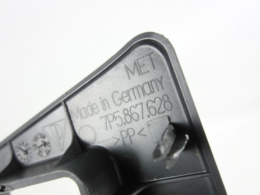 cover spoiler of a hinge of the rear bonnet right Porsche Cayenne S II 958 7P5 92A