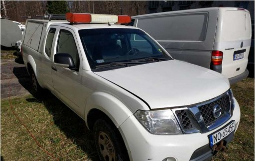 Nissan Navara III King Cab Facelifting 2.5D 190KM 2010