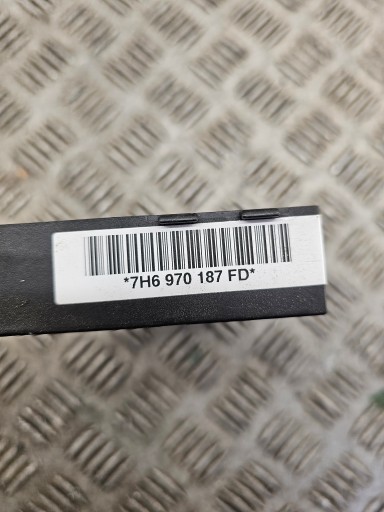 VW T5 03-09 compartment of fuses 7H6970187FD
