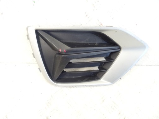 grid of a bumper front front left AUDI Q3 83A 83A807681B