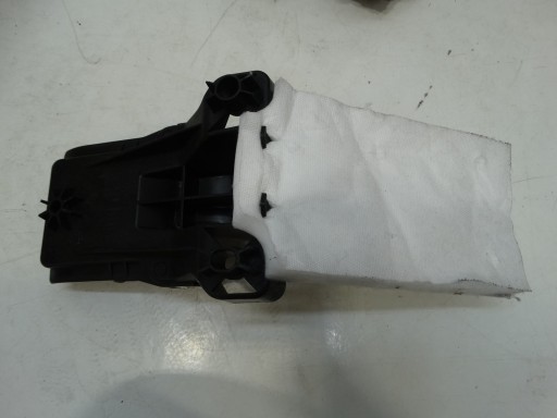 Console Support plaque Couverture tablier moteur TUNELU SRODKOWEGO CITROEN C4 III 20R.- 9831020080