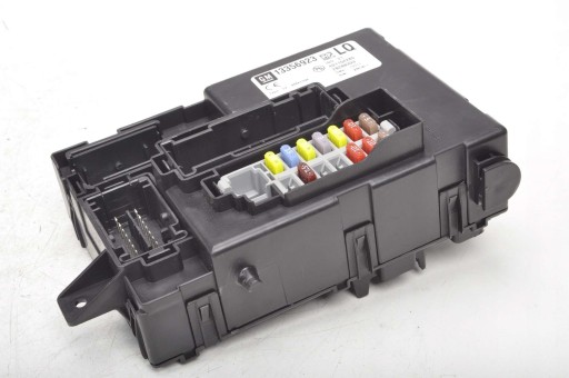 Блок запобіжників bsi модуль opel meriva b 13356923 оригінальний новий