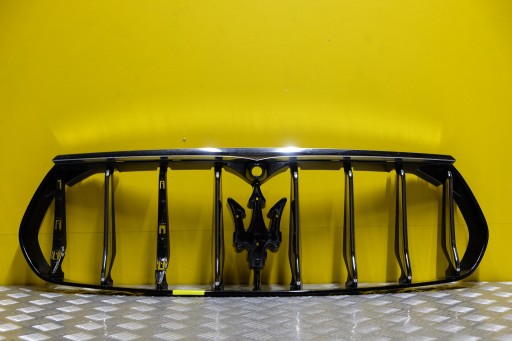 670041948 - MASERATI LEVANTE GTS 17 - ХРОМОВАНА ПЕРЕДНЯ РЕШІТКА
