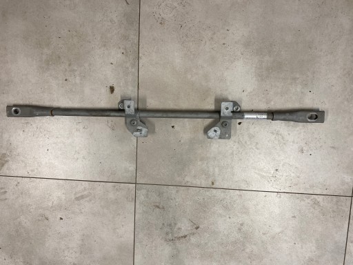 BMW i3 поперечина кронштейн передній 6862916