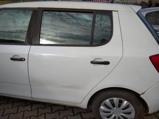SKODA FABIA 2 II HB 5D TÜR LINKS HECK HINTEN BIALE LF9E