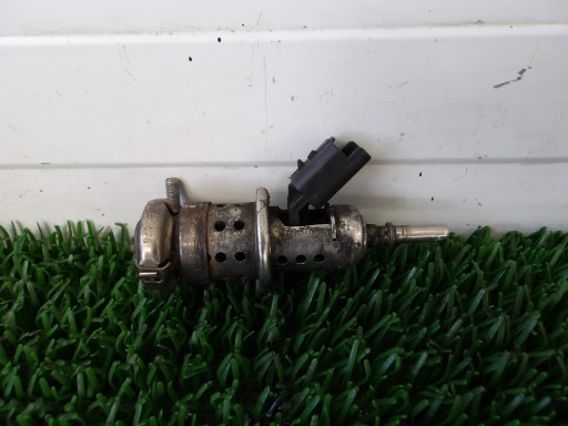 9813980180 - PEUGEOT CITROEN 1.5 E-HDI ІНЖЕКТОР ADBLUE OE