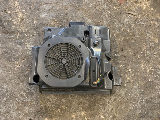 Citroen C4 Picasso І Сабвуфер Philips 9654821380