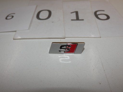 Напис емблеми на кермі AUDI 