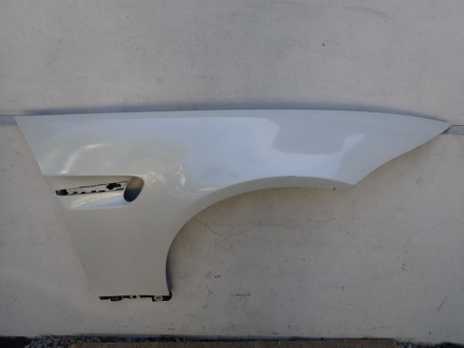 fender right front front BMW M3 III E92 COUPE E93 CABRIO 2007- 8042832
