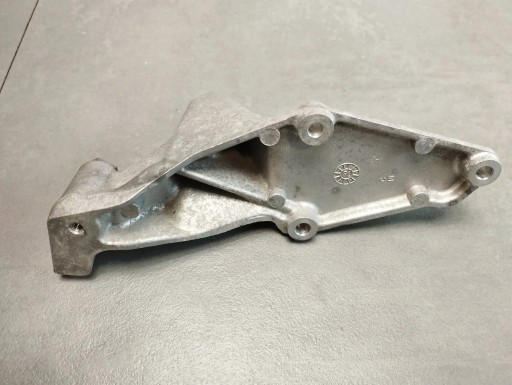 Ford Mondeo MK V Support HG9Q9P484AC
