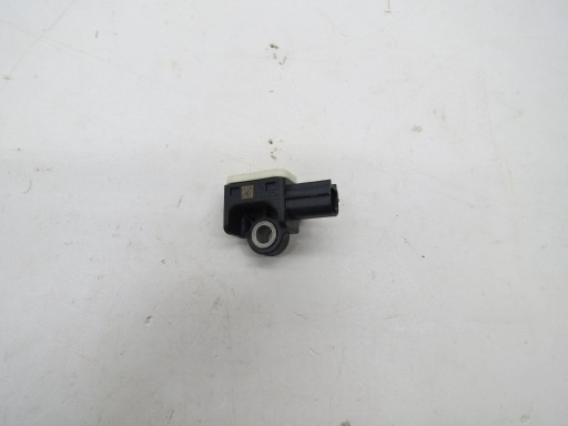 Beschleunigungssensor Crashsensor AIRBAG VOLVO S60 II V60 und 8V4T14B006AA 110527