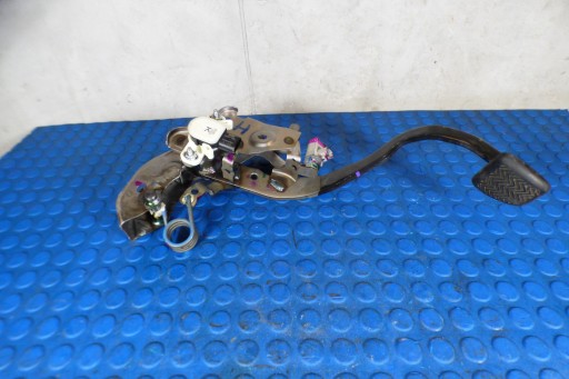 kupplungspedal 89280-10010 EUROPA st.sehr guter zustand TOYOTA COROLLA XII E21