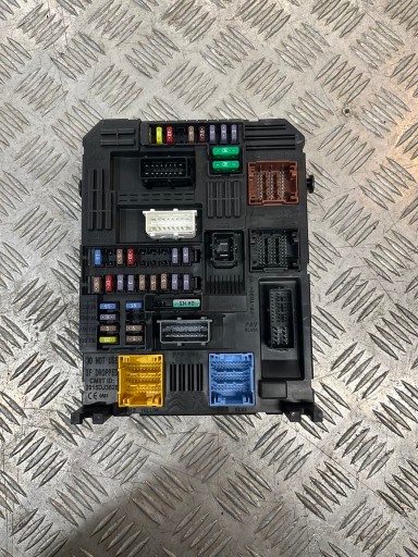 Модуль драйвера bsi citroen peugeot 9819855580