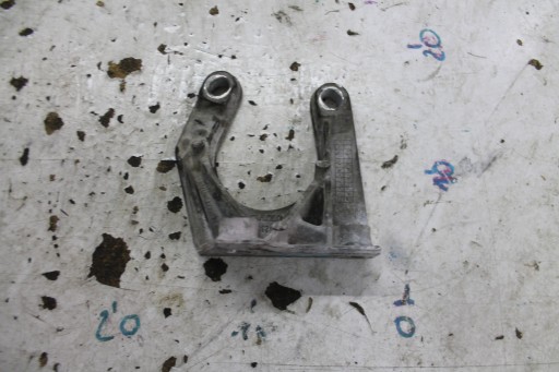 holder bearing gearboxes of the gear 30713236 VOLVO XC60 and 2.4 D5 08-17