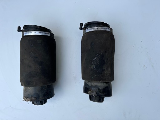 P68029912AE - Jeep grand cherokee wk2 задняя подушка mich 15 лет