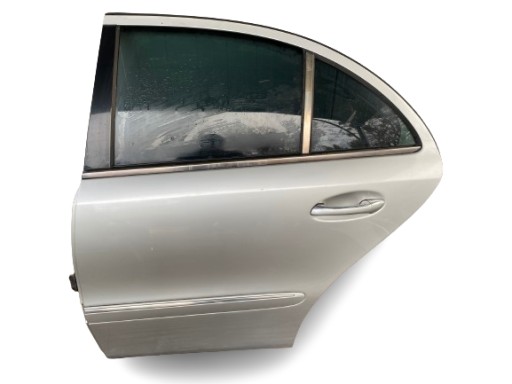 MERCEDES W211 sedan complete door left rear part C744