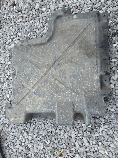 cover chassis left rear part VOLKSWAGEN VW TRANSPORTER T5 7H3825211A