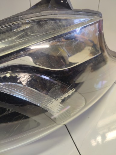 RENAULT TRAFIC III OPEL VIVARO B light right front 260101200R 1LE011565-08