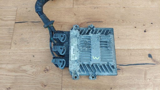 Контролер двигуна ford 3m5a-12a650-hk