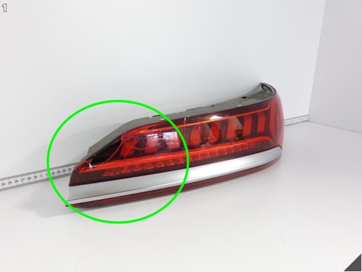 AUDI Q7 SQ7 II 4M0 LIFT 19-24 light LED right rear part EUROPA moulding damaged