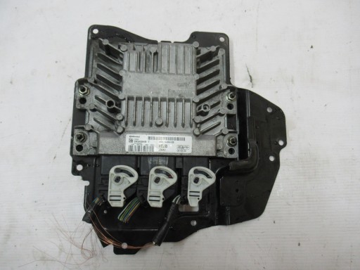computer 8V21-12A650-EB FORD FIESTA MK7 08