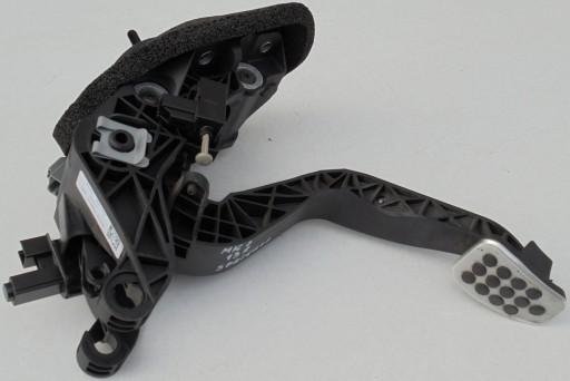 AY11-7B633-GD - FORD FIESTA MK7 13 R 1.0 ECOBOOST ПЕДАЛЬ СЦЕПЛЕНИЯ