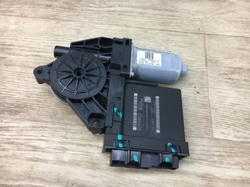 Volvo s90 двигун склопідйомника правий передній 31674757