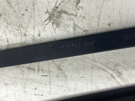 AUDI A3 8V wiper arms 8V1955407 8V1955408 Komplet
