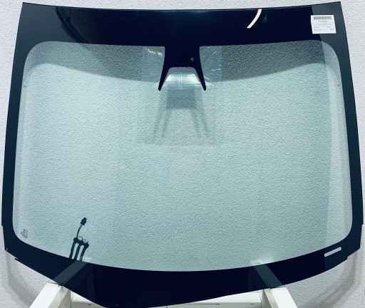 146627000C - Лобовое стекло tesla 3 2017-2021 акустика+камера+сенсор