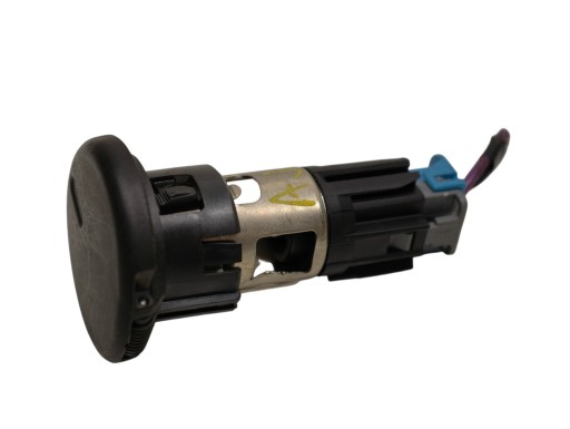 OPEL ASTRA J adapter ZAPALNICZKI W BAGAZNIKU original 13502523