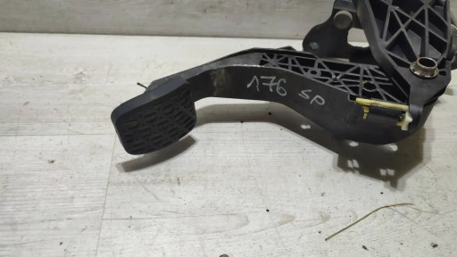 Mercedes-Benz A-classa W176 17r. 1.5cdi clutch pedal