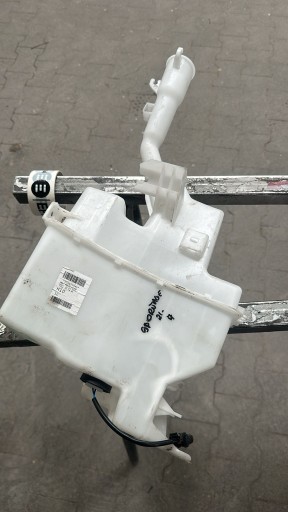 96810-R2000 - KIA SPORTAGE 2021 - БАЙК ОМИВАЧА