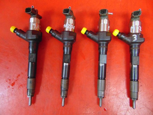 CX-7 - MAZDA 3 BL 6 GH 2.2 CITD ІНЖЕКТОРИ R2AA-13H50