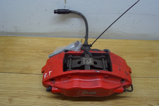 Задній правий гальмівний супорт AUDI R8 420 4.2 FSI 06-