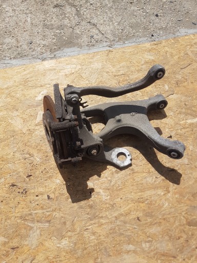 Поворотный кулак задний правый audi a6 c7 a7 q5 8r0505312f