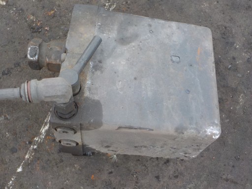 Насос підйому кабіни actros mp4