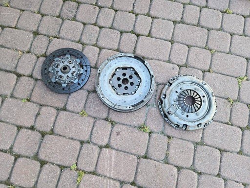 Embrayage dwumas de pression 1.5D 1.5HDI 4km Citroen Berlingo 9820879880 98077070