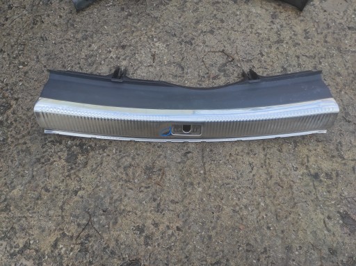 cover covering supports of the rear of the threshold boot 8T8864513 AUDI A5 8T 5-D 09